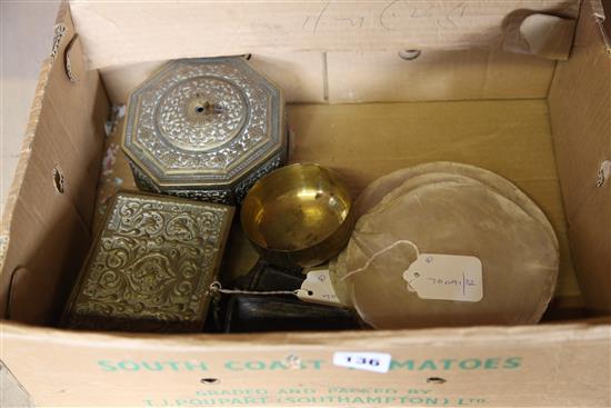Sundry collectables, inc abalone shells, papier mache snuff box (a.f), brassware etc